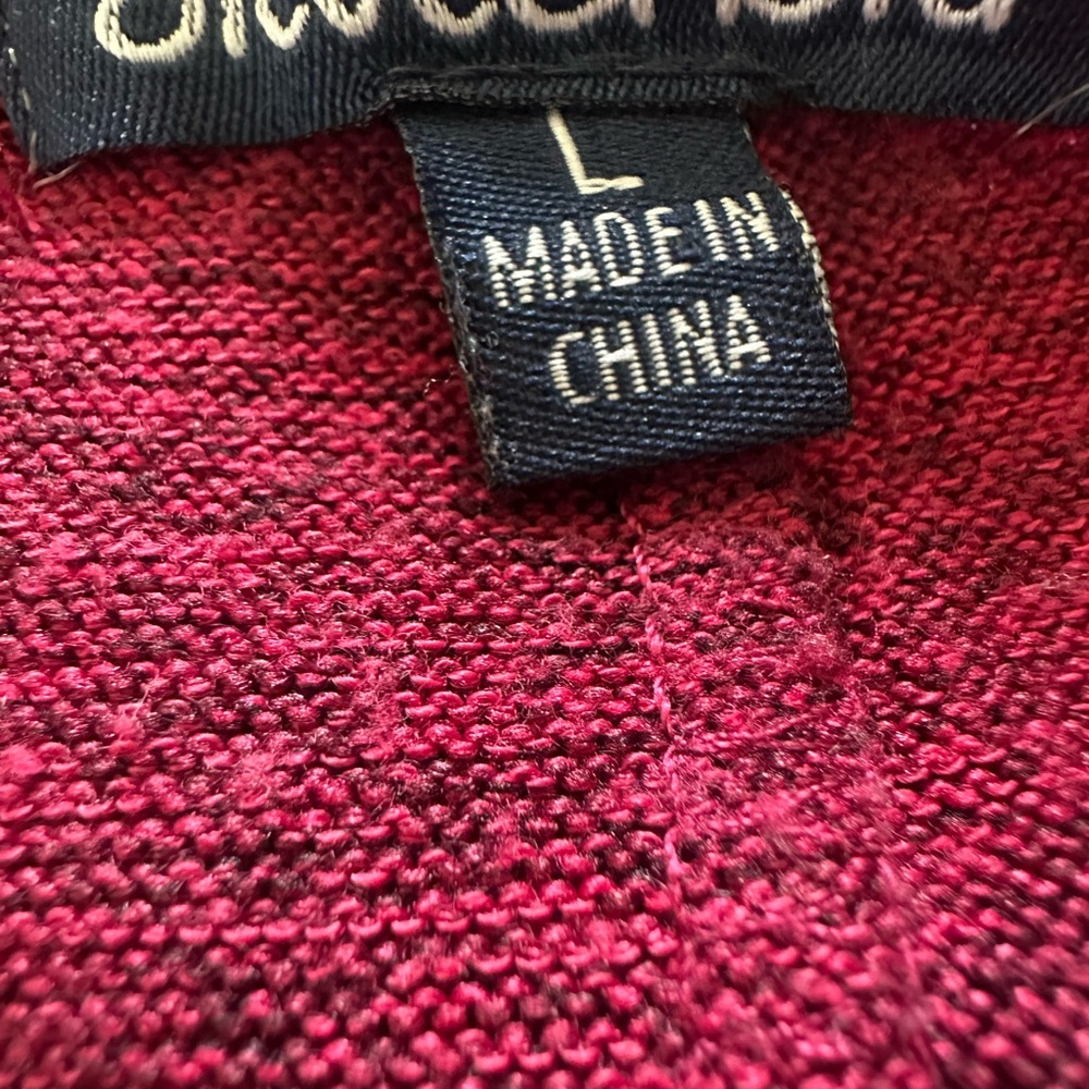 Heart Patterned Red Top - Picture 3 of 3